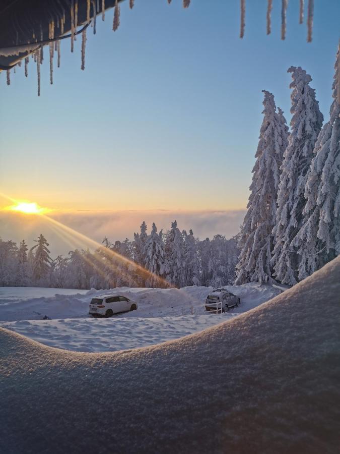 Ruska Koca Hotel Hočko Pohorje Exterior foto