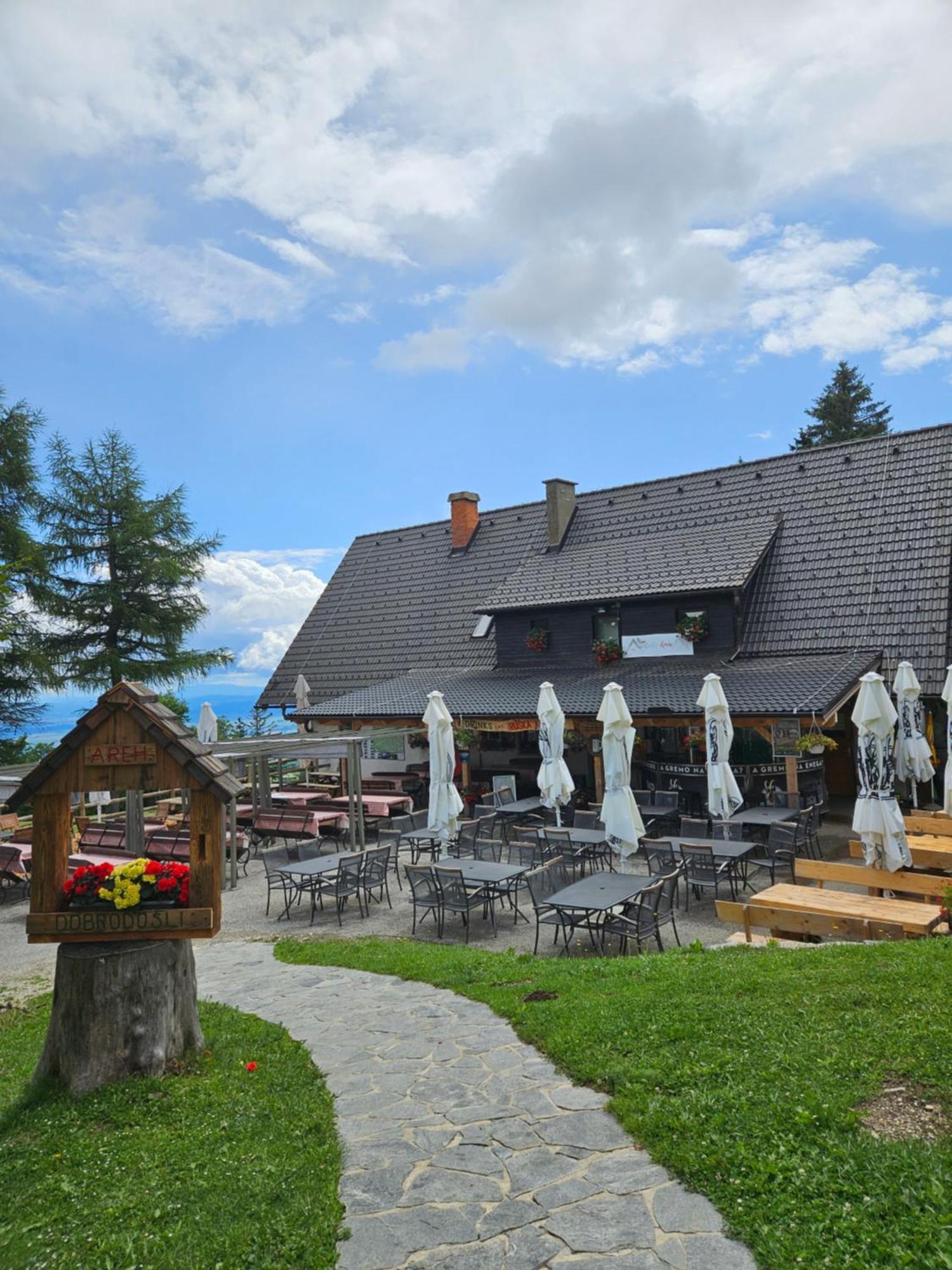 Ruska Koca Hotel Hočko Pohorje Exterior foto